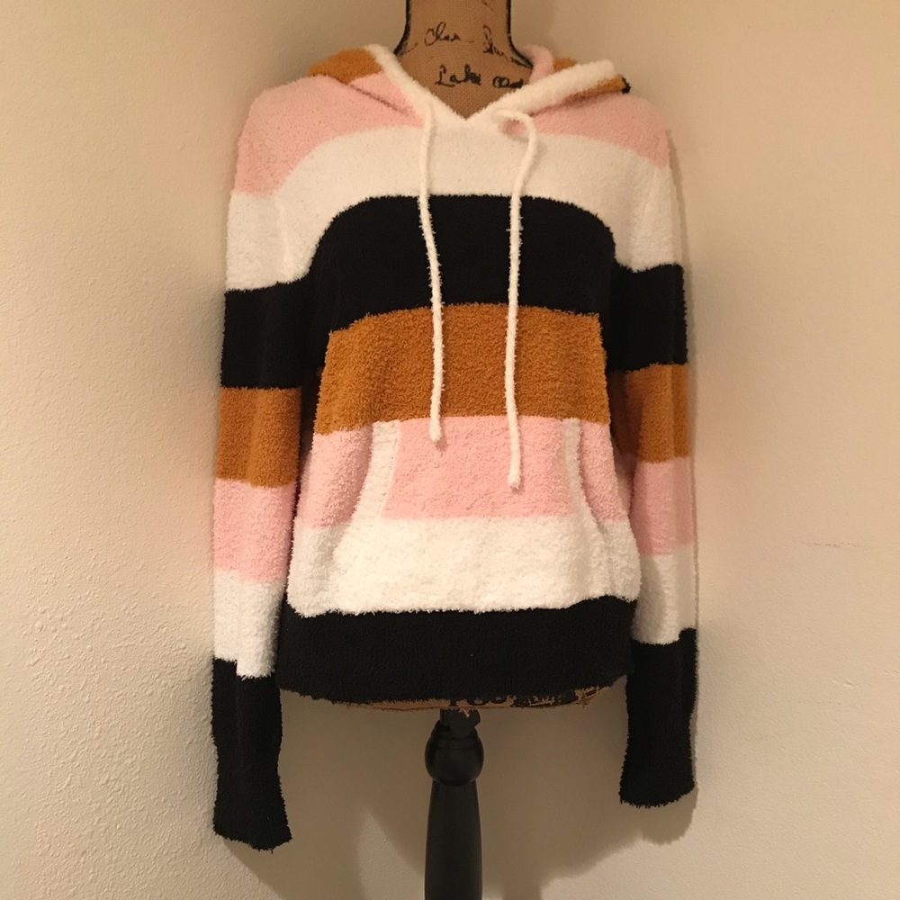 NWT-Candie’s Juniors Womens Long Sleeve Plush Hoodie-L